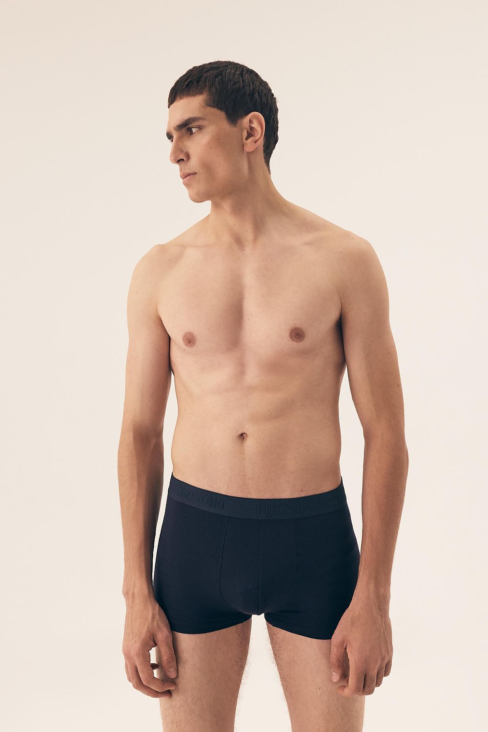 Set model 209617 Henderson  Pääkuva