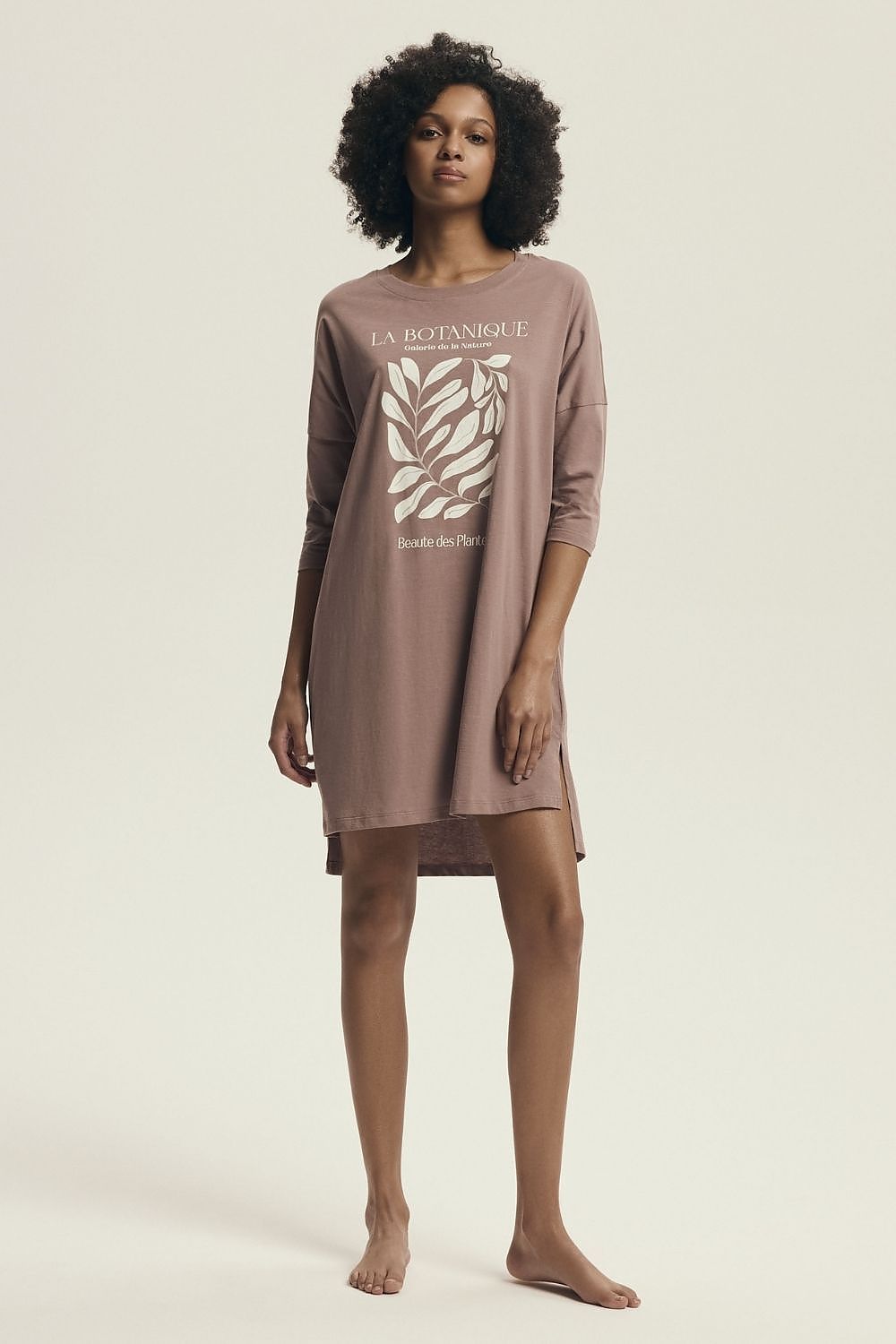 Nightshirt model 220980 Henderson Toissijaiskuva