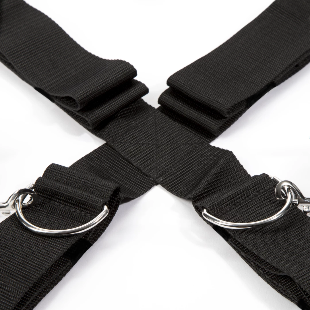 Bondage - Boutique Anelma accommodating both horizontal and vertical arrangements to suit individual preferences and comfort.</p>