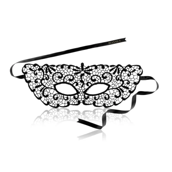 stands out with its timeless design and graceful shape