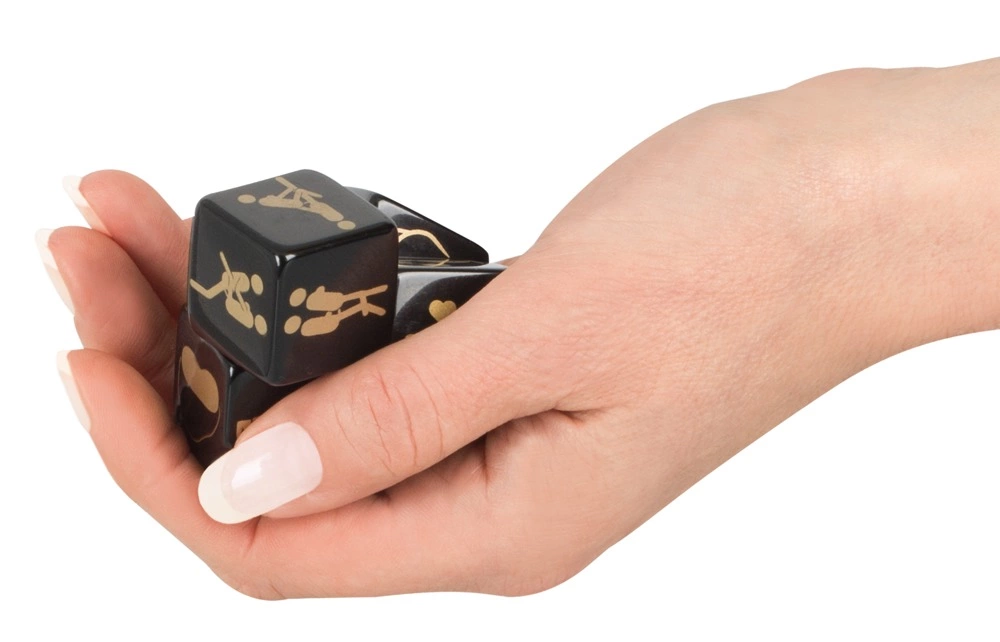 Card & board games boutique