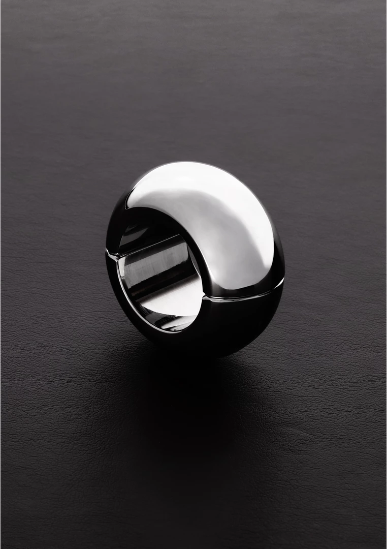 Mister B Oval Ball Stretcher 1.4" (3.5 cm) Stainless Steel Split Ring - Boutique Anelma Mister B Oval Ball Stretcher 1.4" (3.5 cm) Stainless Steel Split Ring