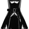Kleid aus Lack