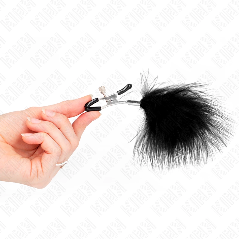 KINK Zacisk do ciała z piorkiem czarny 7 cm - wytrzymały - Anelma KINK Zacisk do ciała z piorkiem czarny 7 cm - wytrzymały