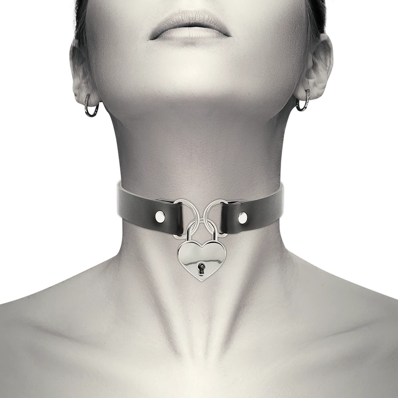 Coquette Chic Desire Vegan Leather Heart Necklace with Key Coquette Chic Desire Vegan Leather Heart Necklace with Key