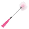 S&M Whip & Tickle Pink & White - akcesorium 2w1: bat i piorko