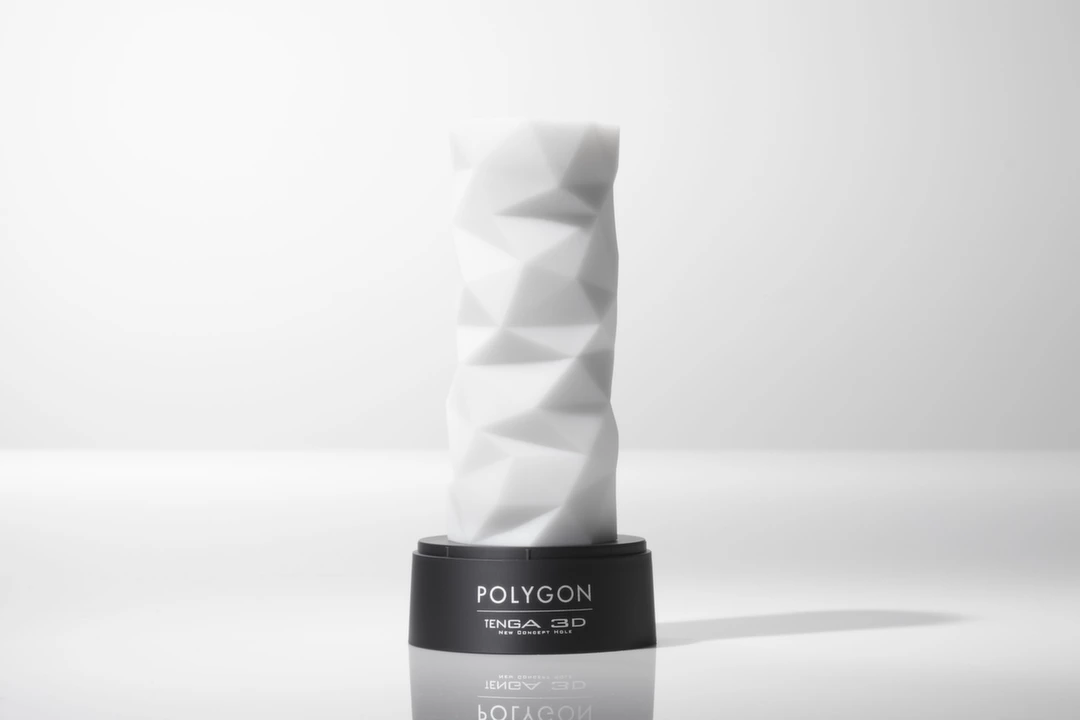 Tenga Sleeve 3D Polygon - model intymny z geometryczną strukturą 15 - Anelma Discover the Tenga 3D Polygon sleeve with a reversible geometric texture