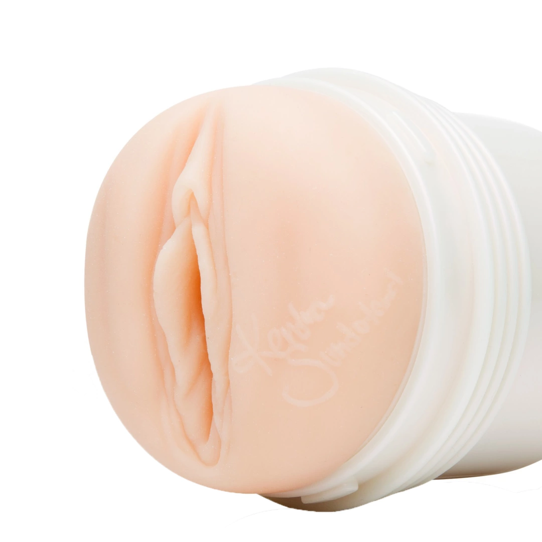 Fleshlight Girls Kendra Sunderland Angel Intimate combines soft SuperSkin material and an ergonomic design in a practical