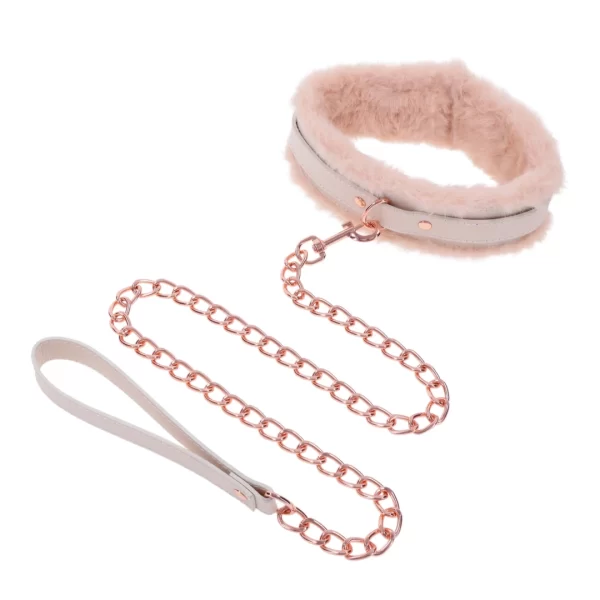 Sportsheets S&M Peaches â€˜n CreaMe Fur Collar & Leash kremowy