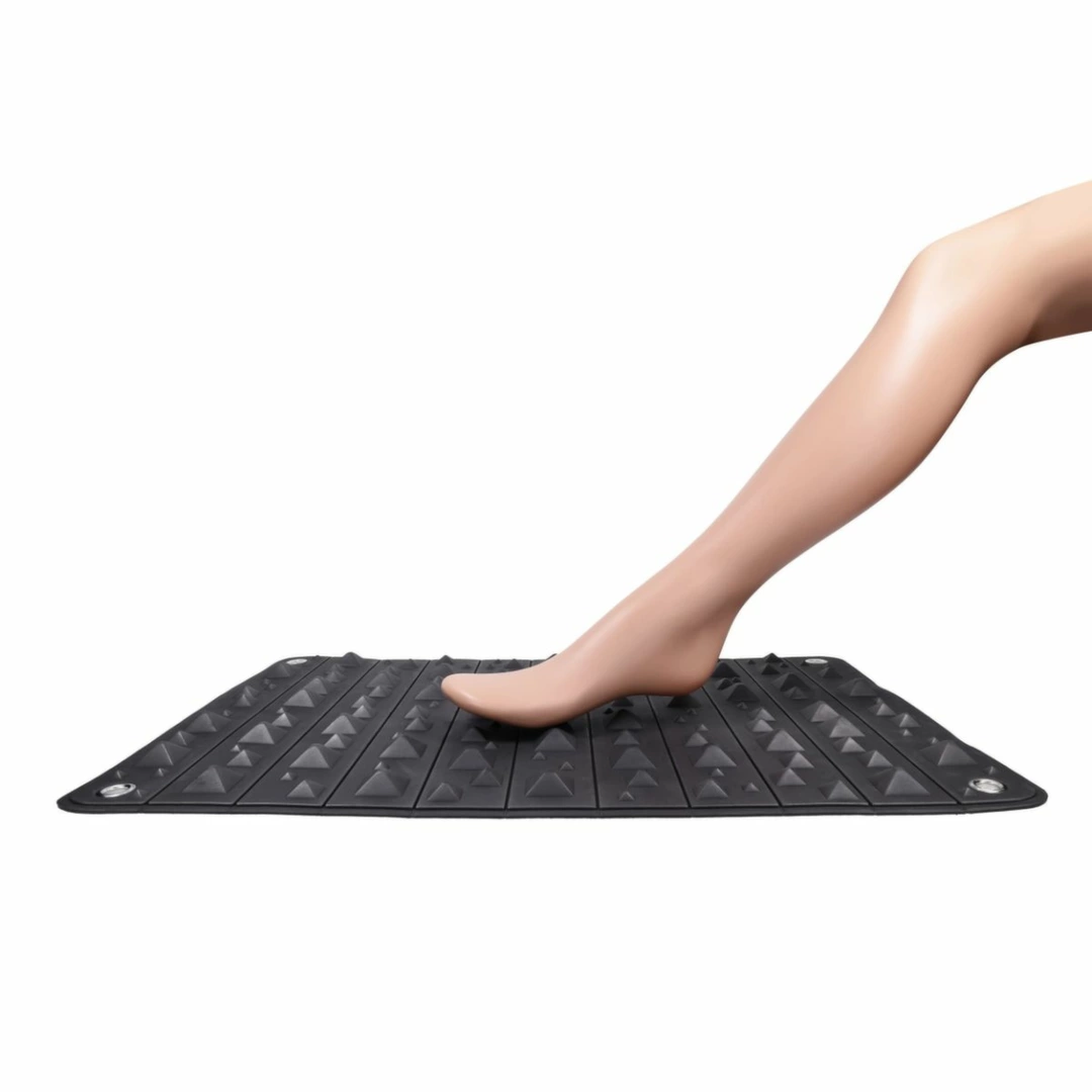 Sportsheets Edge Punishment Mat Black