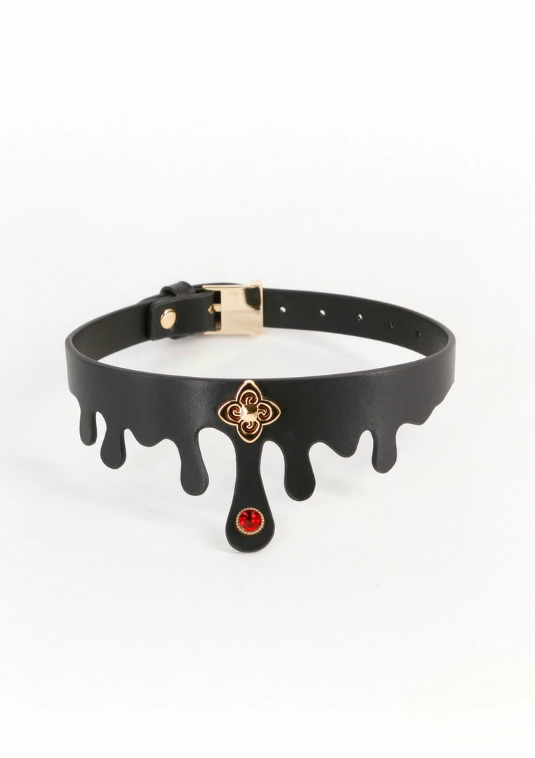 Fetish & Fashion Elvira Collar z ozdobnym rubinem i zÅ‚otym detalem