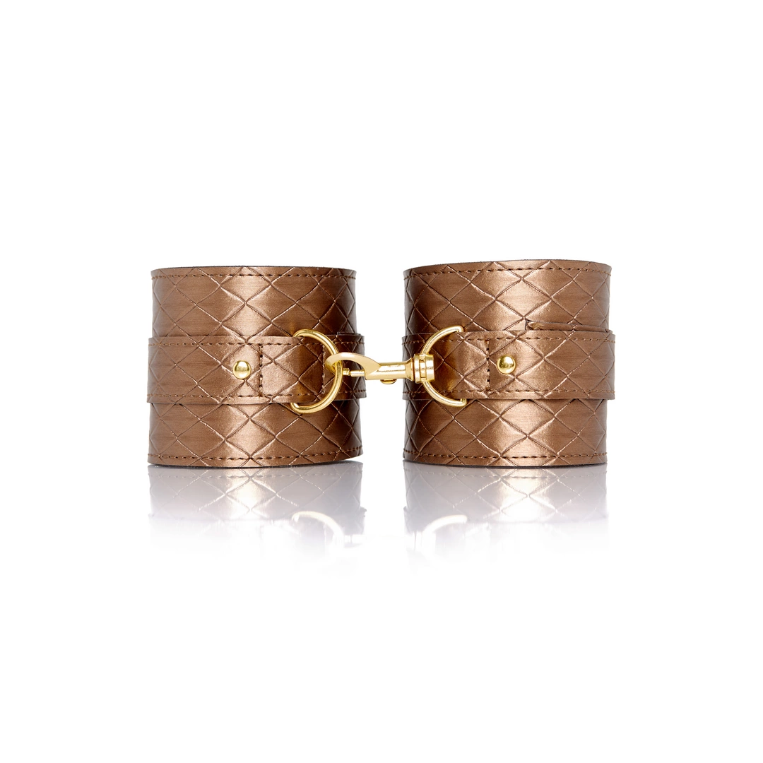 nsnovelties The Infatuation Quilted Adjustable Ankle Cuffs nsnovelties The Infatuation Quilted Adjustable Ankle Cuffs