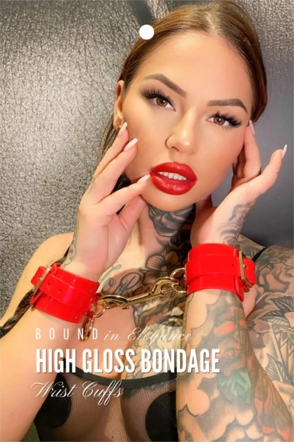 Kinky Diva High Gloss kajdanki na nadgarstki czerwone